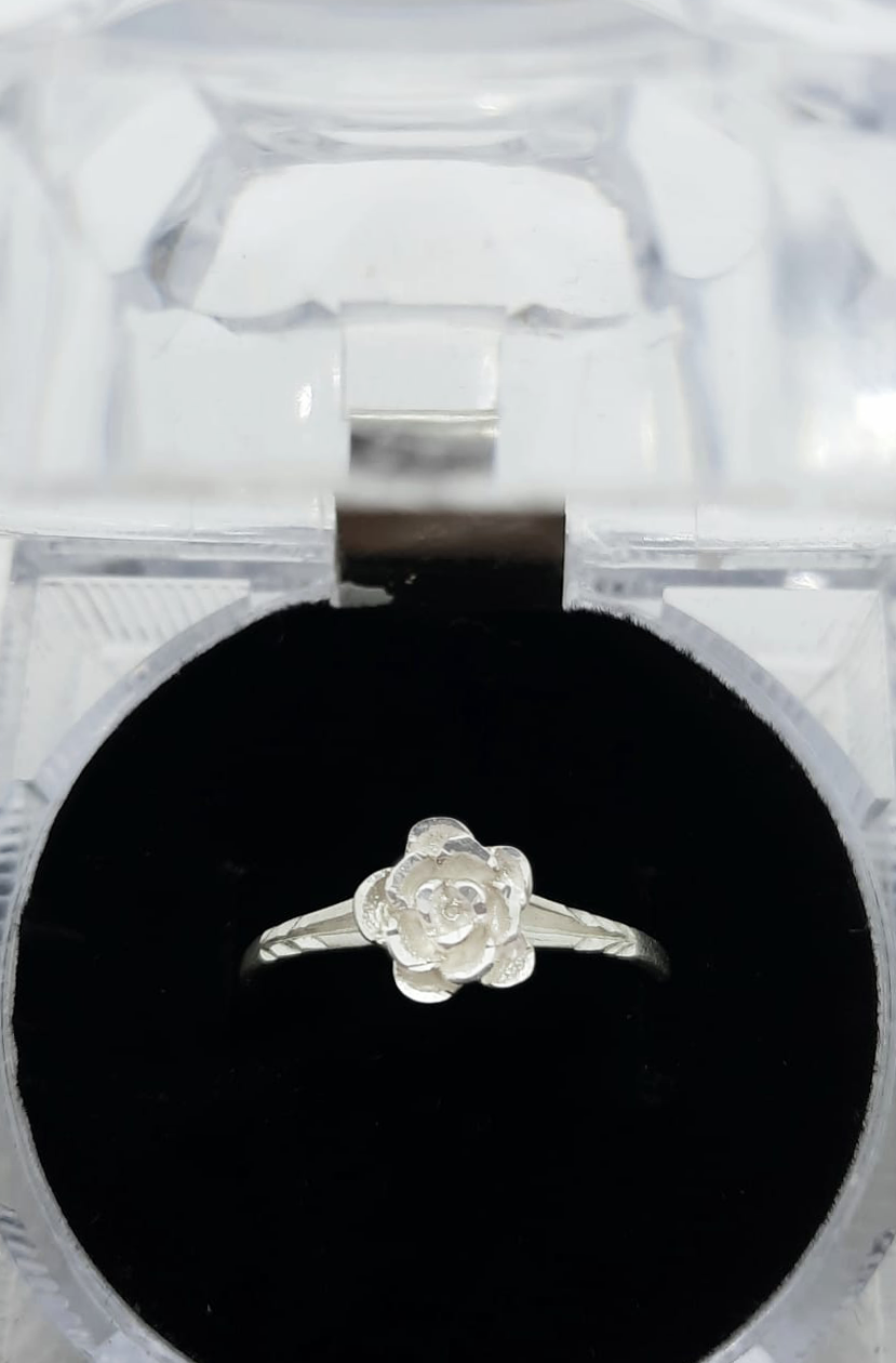 Silver Ladie Ring